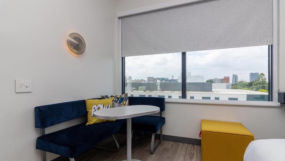 Aloft St. Louis Cortex Экстерьер фото